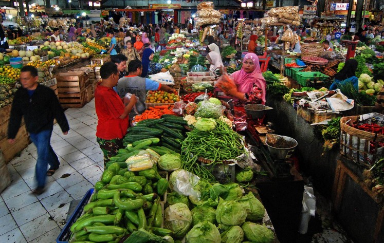 Stable food prices keep October inflation in check 