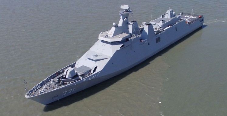PKR Warship: High-tech missile-guided destroyer escort frigate