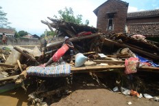 At least 24 killed in Garut, Sumedang by floods, landslides