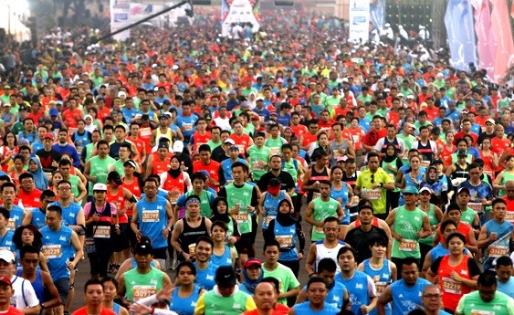 Thousands run in Jakarta Marathon 2016 - Jakarta Post