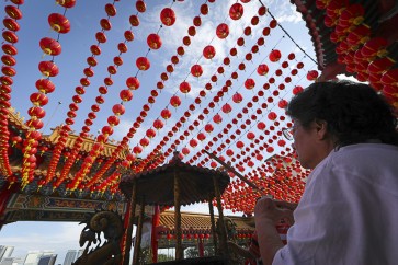 2 crew from Malaysian boat carrying 31 Chinese reach safety