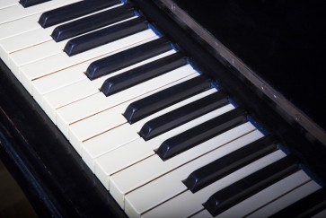 International pianists join Batam International Open Piano Competition 2017
