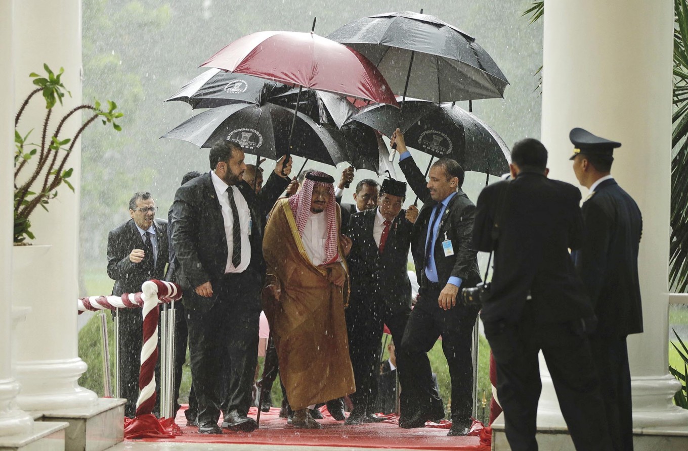 King Salman arrived at Indonesia presidential palace | The Jakarta Post