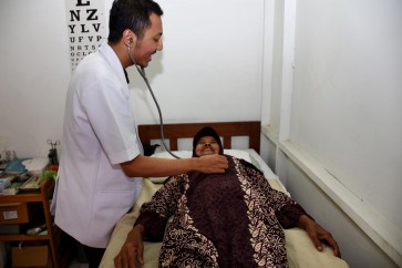 Unlicensed medical practices mushrooming in Surabaya