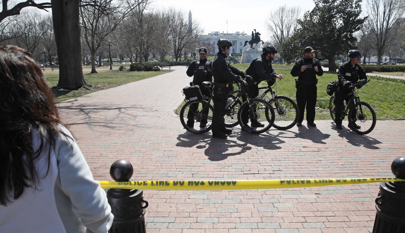 Secret Service stops attempted White House intrusion