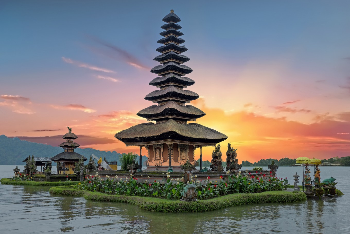 Bali named world's best destination by TripAdvisor - News - The Jakarta