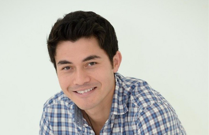 Henry Golding is set to star in the Hollywood film, Crazy Rich Asians. 

