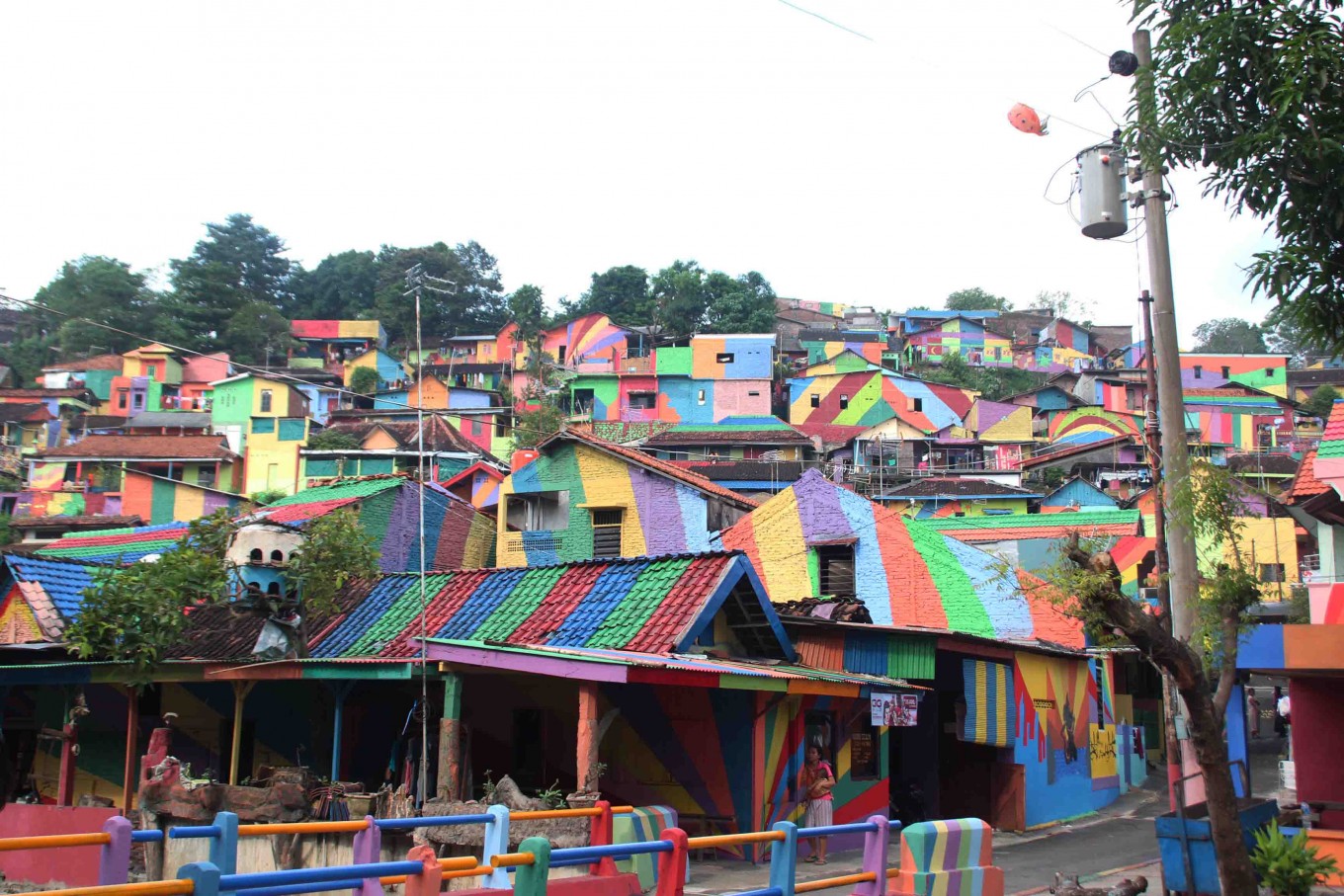 Colorful kampung becomes new tourist attraction in 