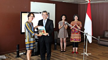Children’s book launched to promote Indonesian culture, wildlife