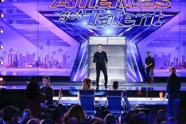 Demian Aditya's 'America's Got Talent' escape stunt goes wrong