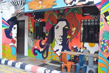 Visit these murals for your #ootd posts from Singapore