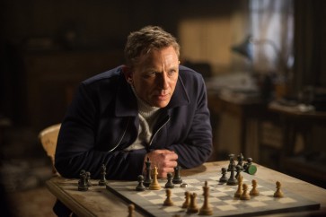 Craig confirms he's back as 007... one last time