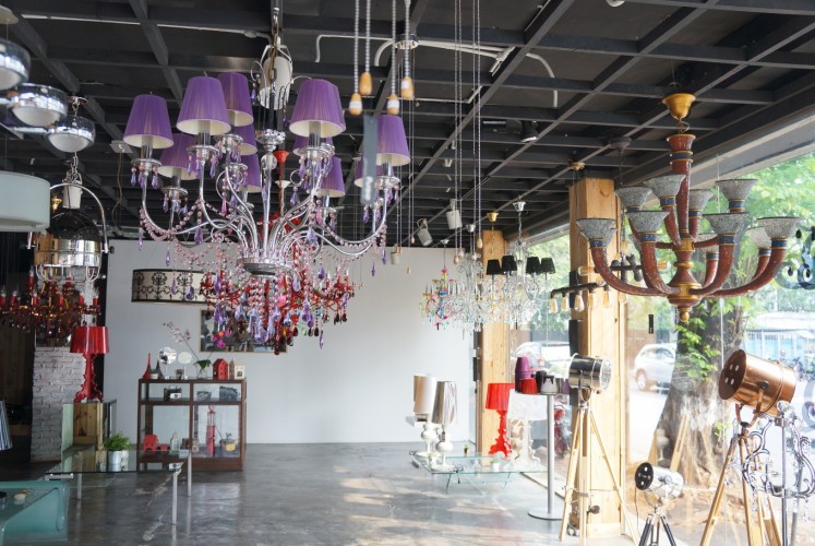 Those who want to purchase chandeliers and other home decor should consider visiting Fuse.