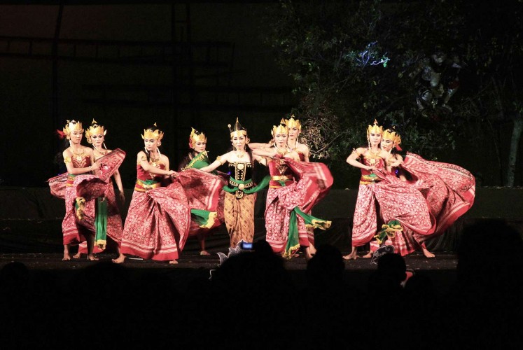 Girl power: The opening dance of Srikandi Larasati Kembar show at the Wayang Orang (WO) Sriwedari theater in Surakarta, Central Java, on July 8.