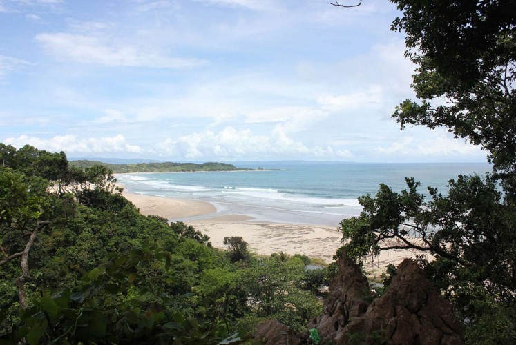 The first sight of Pasir Putih Beach as you near Sawarna while driving from Jakarta. 