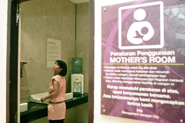 For mom and babies: A woman stands in a nursing room of Senayan City shopping mall in Jakarta. Decent nursing rooms are available in some public spaces in the capital city, including in a number of upmarket shopping malls.