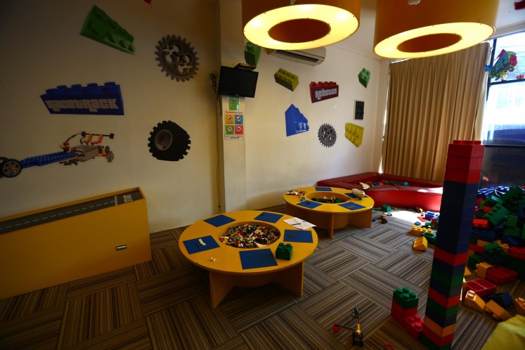  The first floor of the Bricks 4 Kidz building is used as a playground, where children can play with Legos at a price of Rp 100,000 (US$7.50) for non-members.