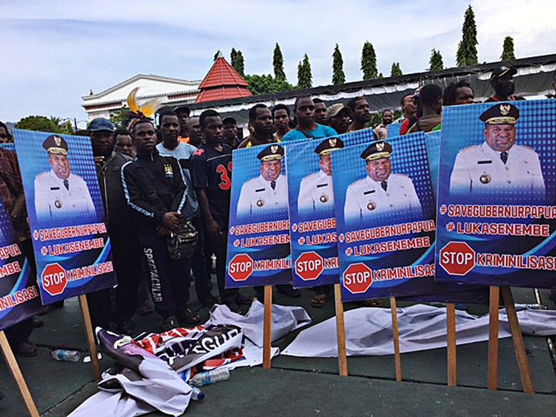 PDI-P, Gerindra must partner to hinder nomination of Papua governor: Expert