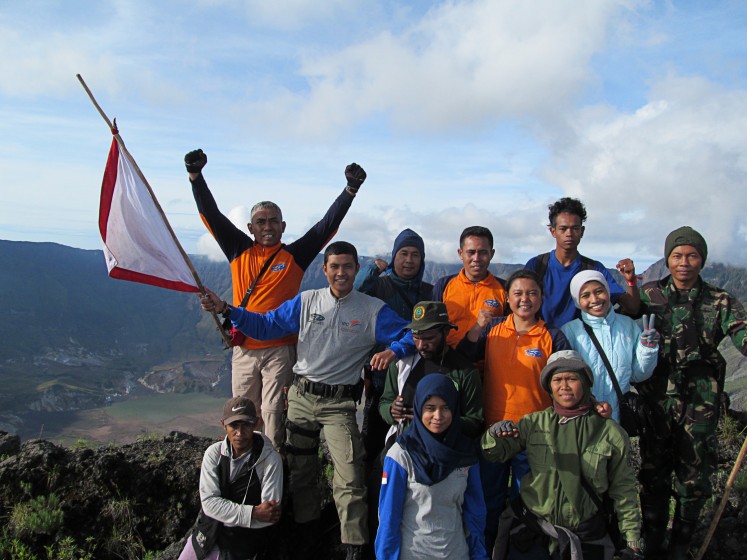 Love nature: Scientists of the Indonesian Institute of Sciences’ (LIPI) Biology Research Center and personnel of the Army's Special Forces (Kopassus) work together to explore Indonesia's biodiversity in the 2017 NKRI Papua South Corridor Expedition.