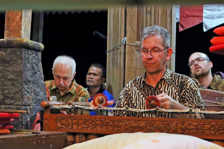 Lifelong passion: Siswa Sukra head and founder Peter Smith (second from right) playing gamelan during a practice session at ISI in Surakarta, Central Java.