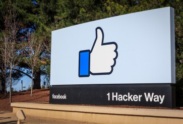 Facebook joins effort to boost newspaper subscriptions
