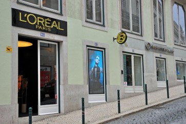 A L'Oreal heiress is now the world's richest woman