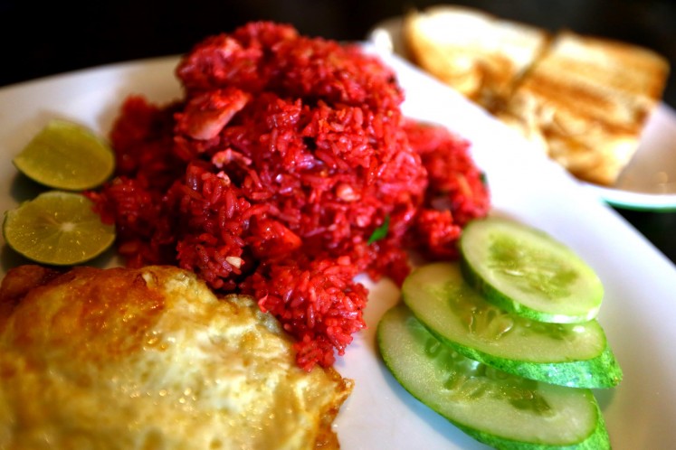 Phoenam's signature Makasar-style 'nasi goreng merah'.