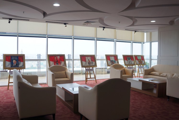 The executive lounge of the National Library of Indonesia on the 24th floor. 