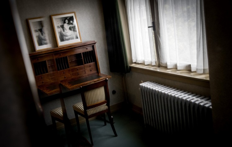 The Ymere housing association and the Anne Frank Foundation reached an agreement to sell the house to the foundation.