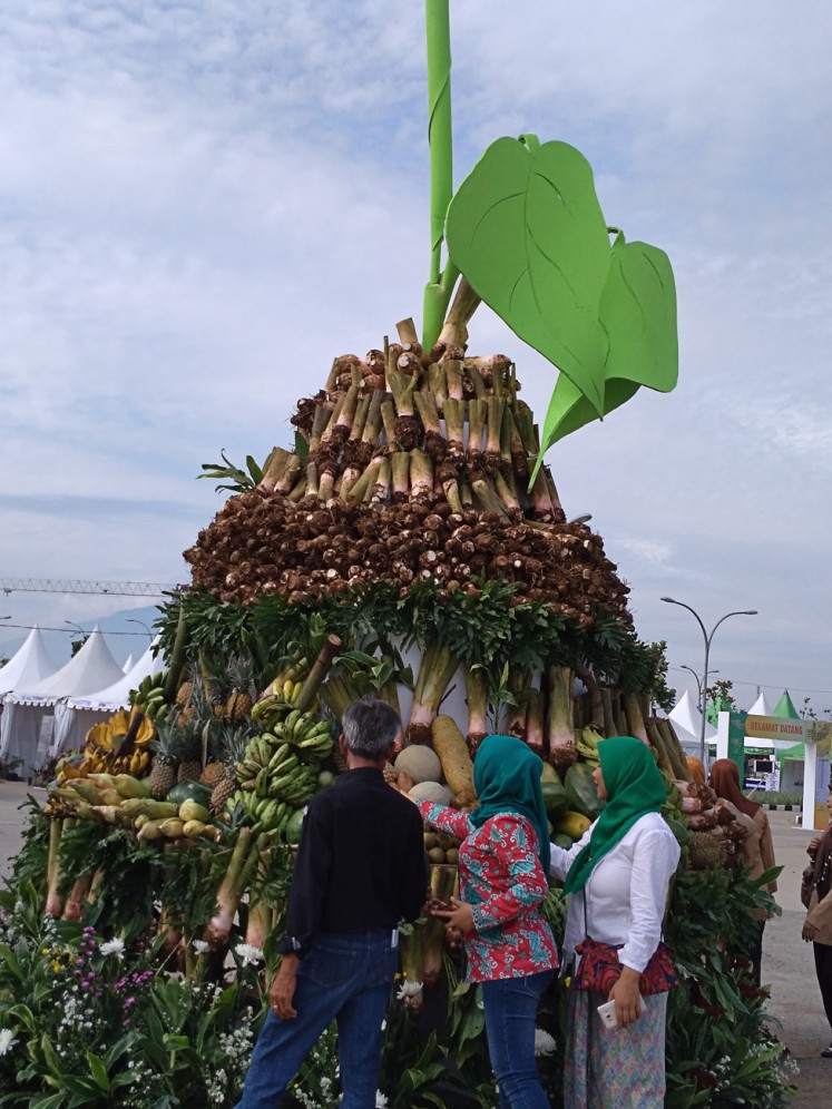 Good harvest: Visitors inspect various agricultural products displayed during an exhibition at Pakansari Sports Stadium in Cibinong, Bogor regency, West Java. 