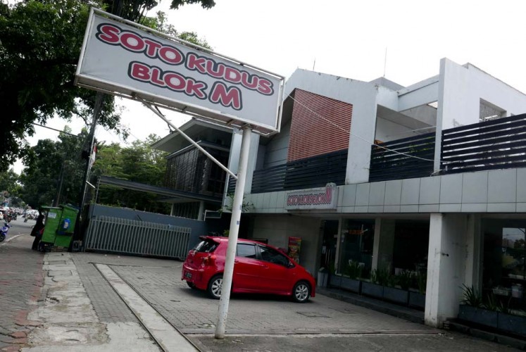 The Soto Kudus Blok M establishment on Jl. Ahmad Dahlan on Nov. 23.