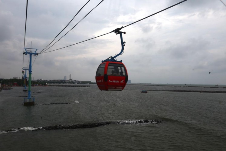 One of the Gondolas that moves above Ancol beach on December 22.
