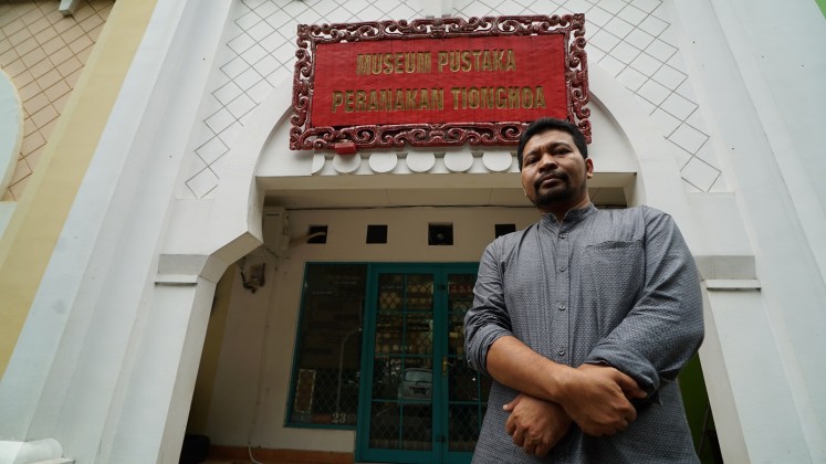 Museum Pustaka Peranakan Tionghoa (Chinese Indonesian Literature Museum) is located in South Tangerang, Banten.