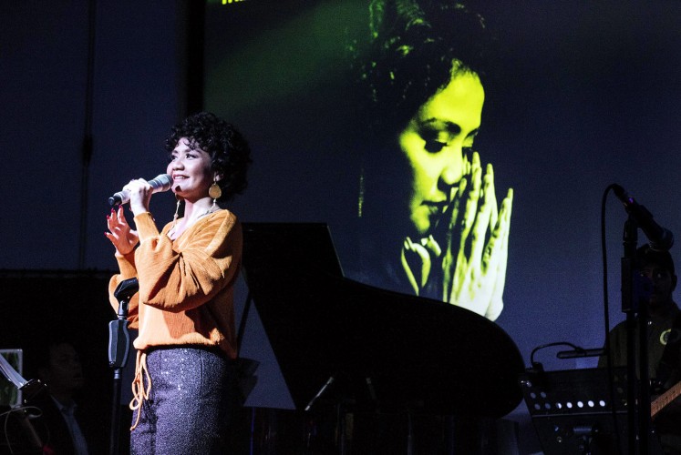 Engaged: Artidewi interacts with the audience during her recent performance at @america.