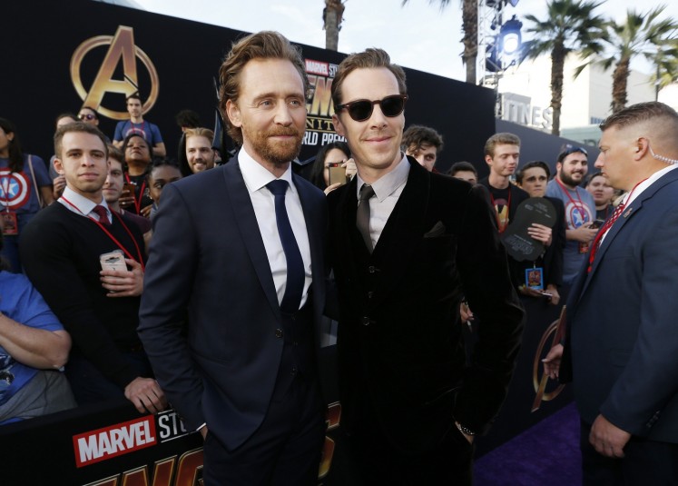 Actors Tom Hiddleston (L) and Benedict Cumberbatch.