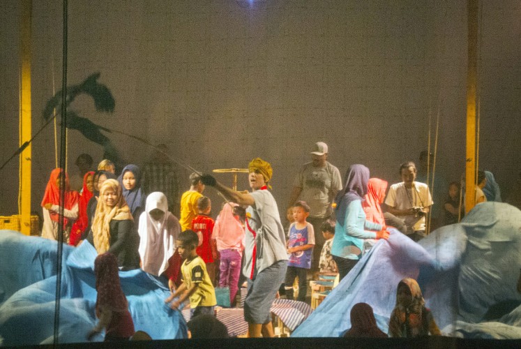 Special show: Children perform in Papermoon Puppet Theater’s latest show, titled Child’s Story, for ARTJOG 2018, which runs until June 4 in Yogyakarta.