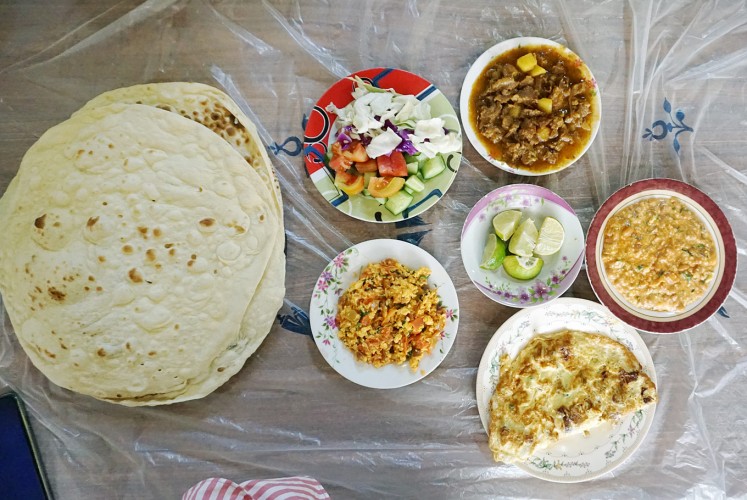 Big portion: Breakfast in the Haji Café.