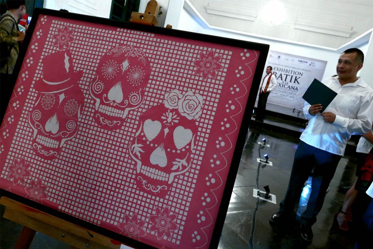Día de los Muertos (Day of the Dead) batik print created by Erendira Hernandez.