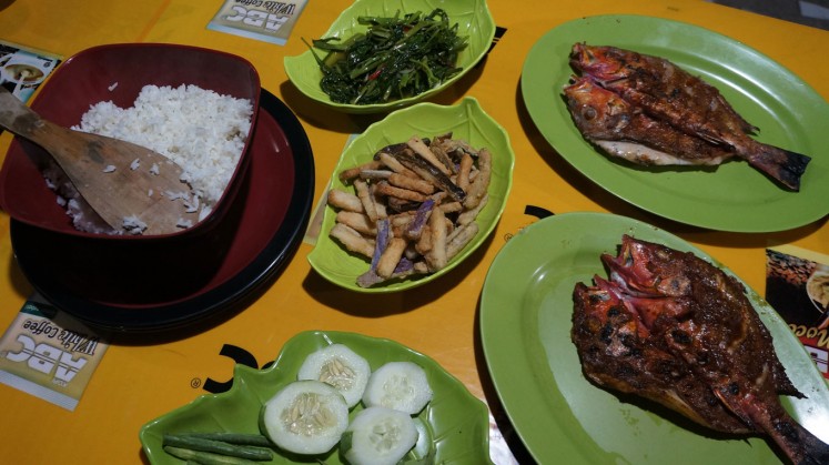 Enjoy seafood dishes in East Sumba.