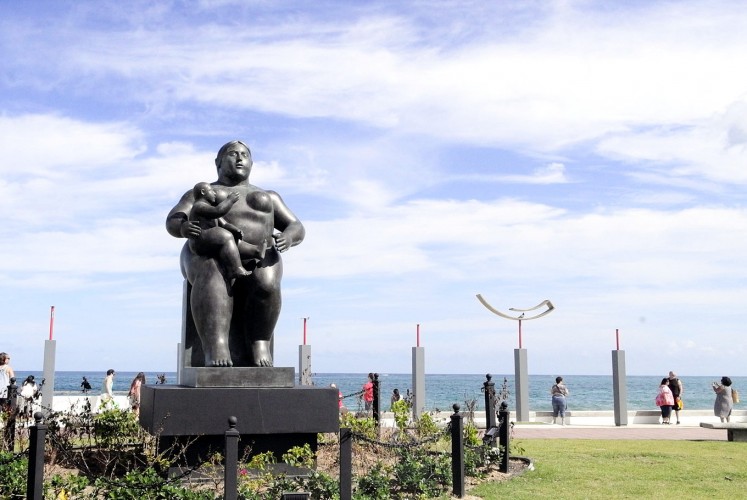 Artwork: Fernando Botero’s Mother and Child statue is located close to Condado Beach. (Aruna Harjani)