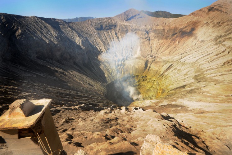 The crater of Mount Bromo that has the diameter of around 800 meters. 