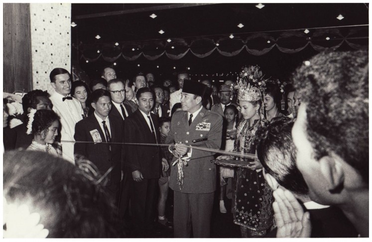 President Sukarno officiated the opening of Hotel Indonesia on Aug. 5, 1962.