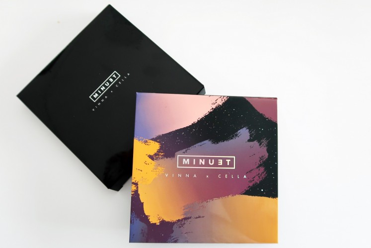 5-in-1 makeup palette by Minuet allows makeup enthusiasts to create both formal and informal looks.