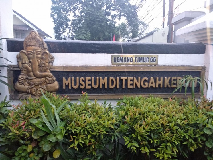 Museum di Tengah Kebun (Museum in the Middle of a Garden) is situated in Kemang, South Jakarta.