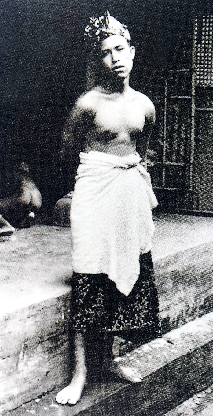 I Nyoman Ngendon ( 1937 )