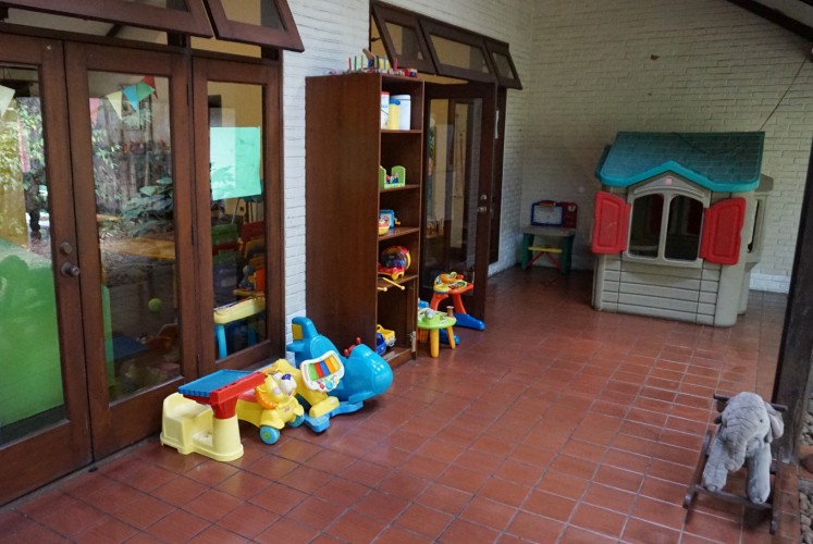 Kupu Kupu Daycare has a semi-outdoor terrace where children can play. 