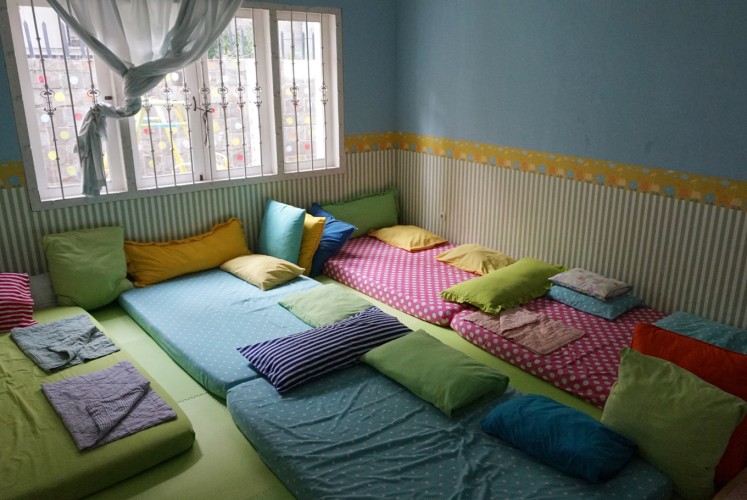 Toddler bedroom at LittleBee Montessori School and Daycare. 