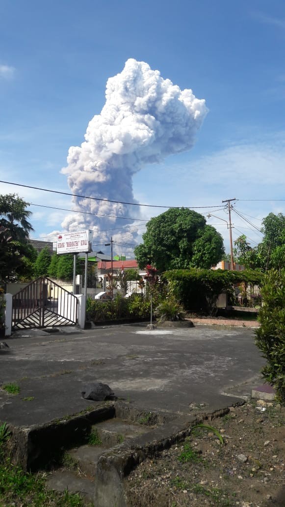 Mount Soputan in North Sulawesi's Minahasa regency erupts at 8:47 a.m. on Oct. 3.The Center for Volcanology and Geological Hazard Mitigation (CVGHM) has estimated that the ash column reached a height of 4 kilometers and was headed in a westerly-northwesterly direction.