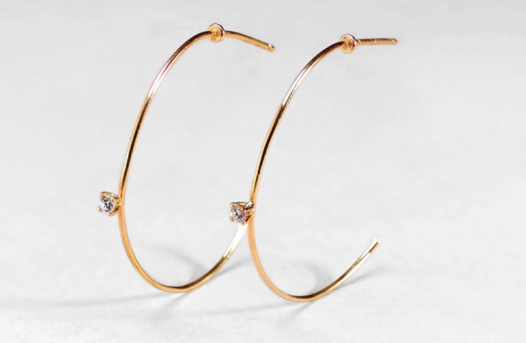 Cla’s Nil Diamond Hoop Stud Earrings
