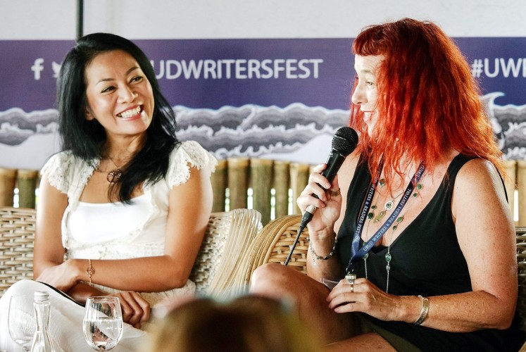 Storytellers: Indonesian author Dewi Lestari (left) shares the stage with Australian writer Isobelle Carmody during one of the festival’s sessions.